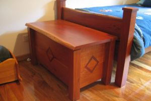 Bedroomblanketboxmadefromshe oakwithjarrahinlays.19