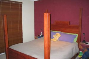 Bedroompostdesignbedmadefromredgum.12