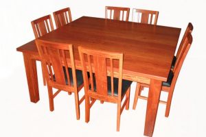 Settingmadefromredgum30